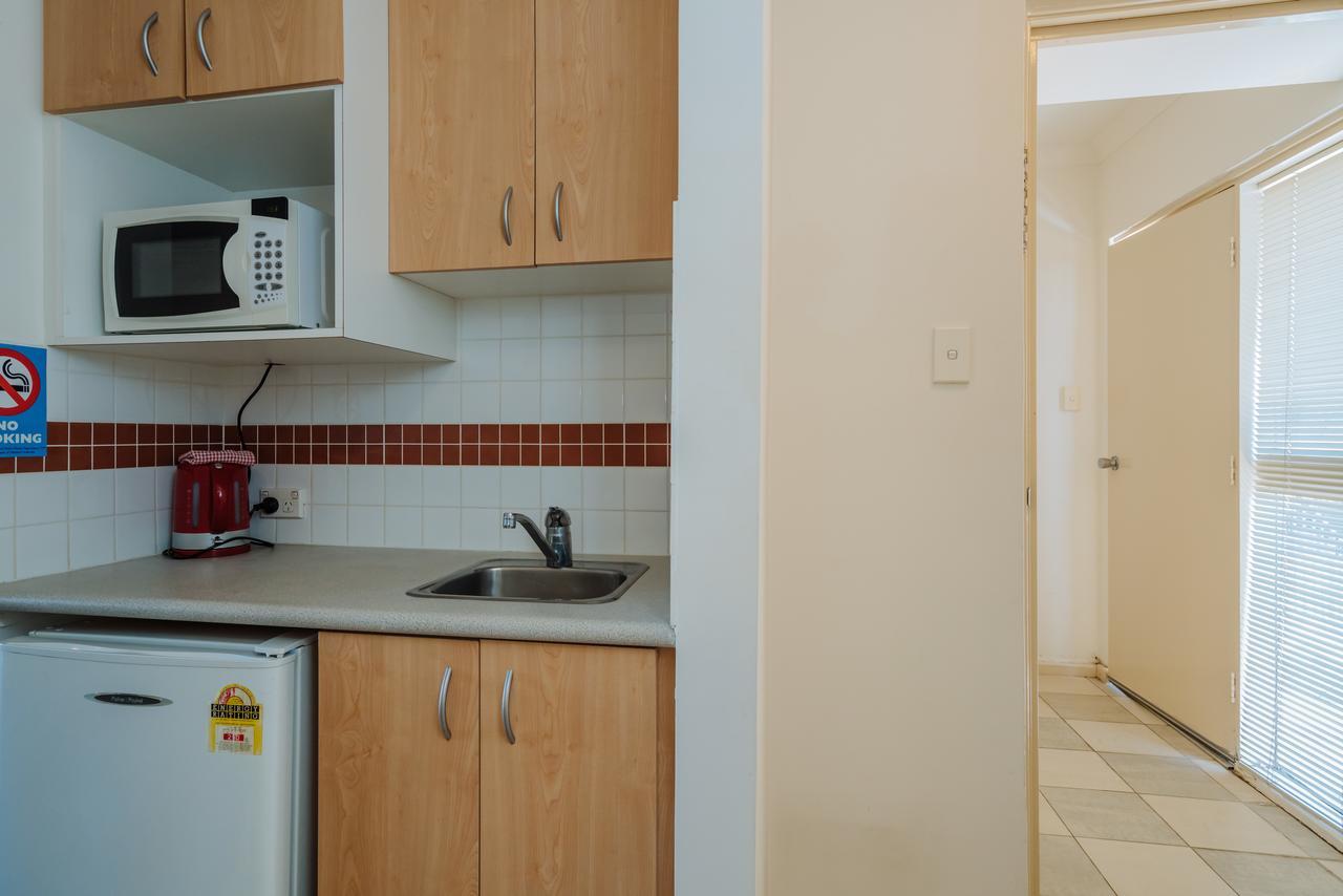 Canning Bridge Auto Lodge Перт Экстерьер фото